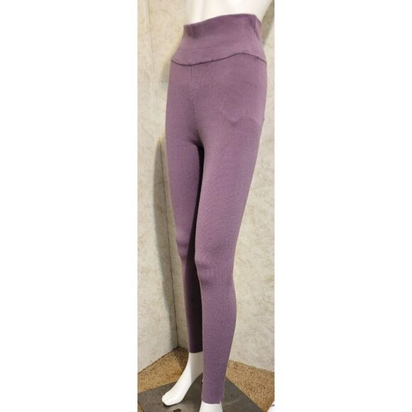 NWT - One Grey Day High Waisted, Full Length Knit Leggings - Large - Picture 1 of 10